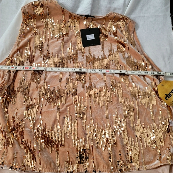 ELEGANT BLOUSE. ONE SIZE / NEW WITH TAG  / flawless/ Sleeveless. - Picture 5 of 10